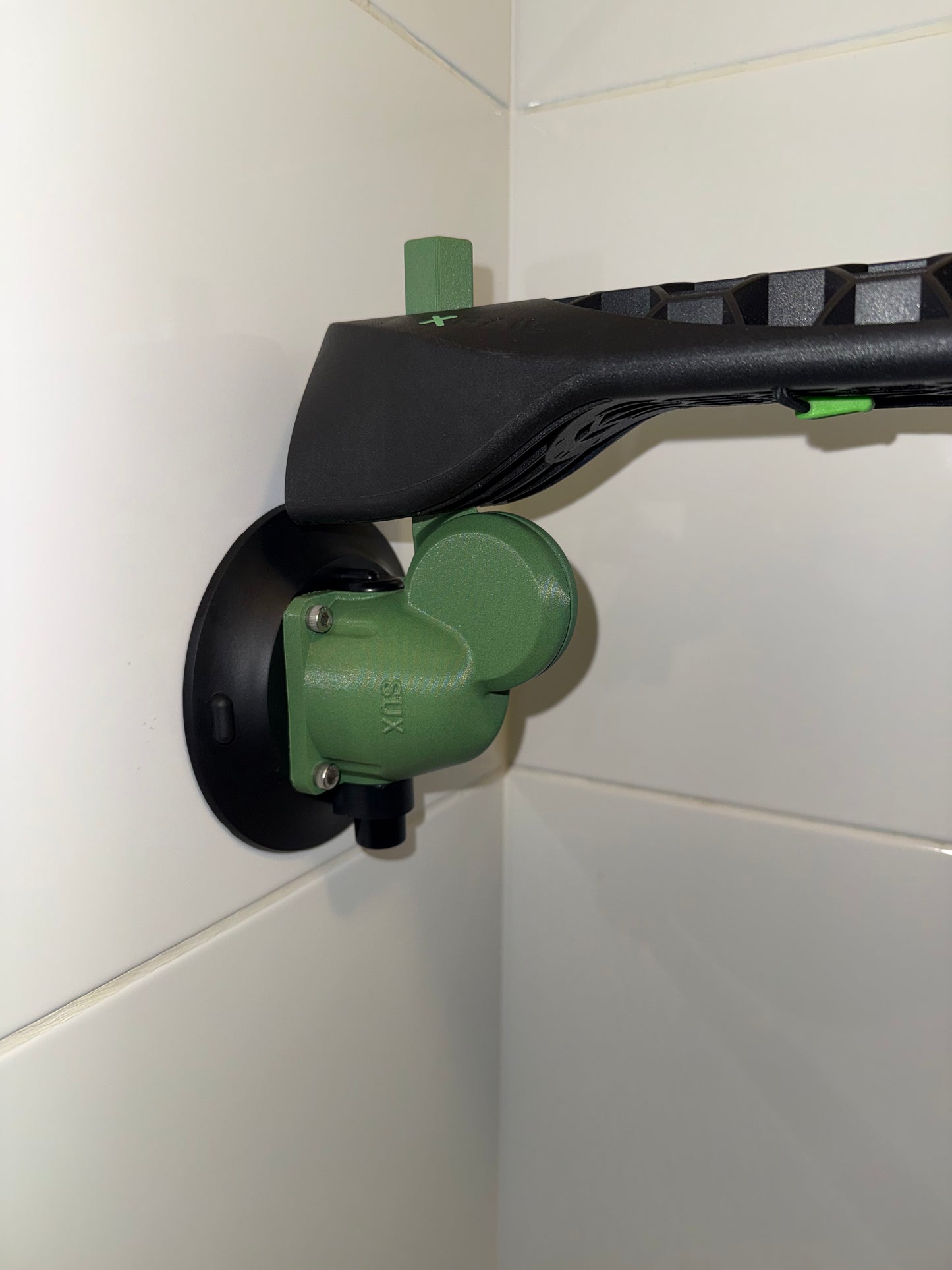 SUX V2 - Suction Up XRail